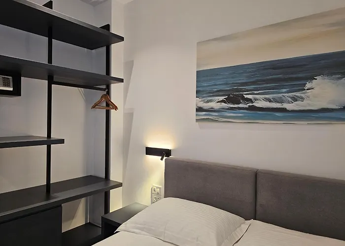 Adele 4* 卡萨米尔