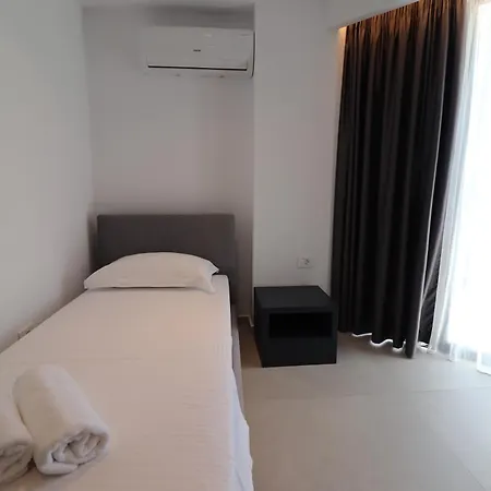 Adele Ξενοδοχείο