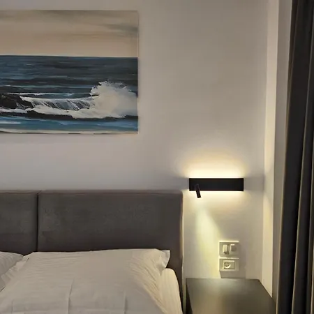 Adele Εξαμίλιο