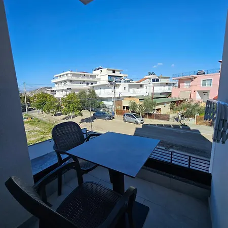 Ξενοδοχείο Adele 4*