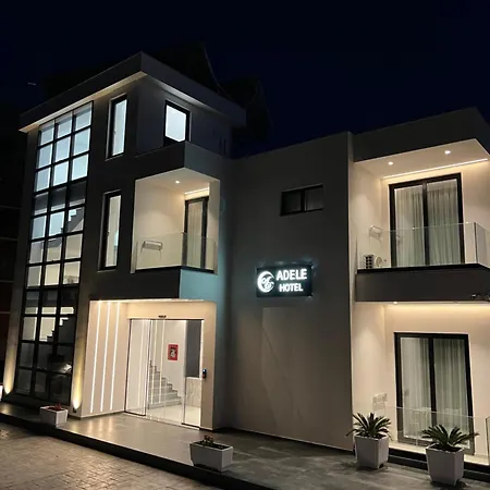 Adele 4* Εξαμίλιο