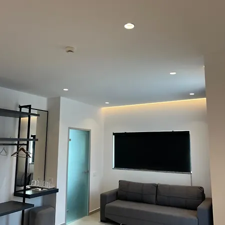 Adele Ξενοδοχείο